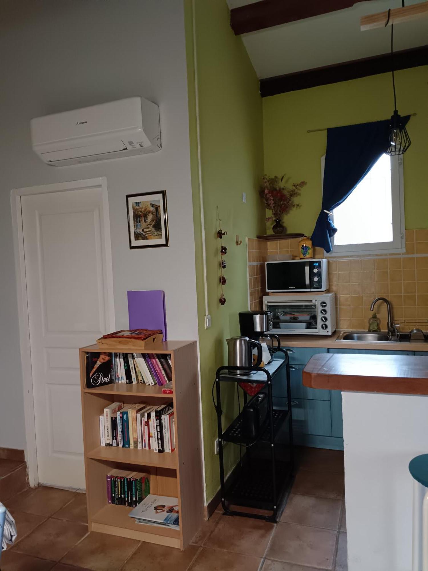 Appartement Chez Betty à Le Luc Extérieur photo